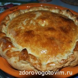 Закусочный пирог с плавленым сыром и луком